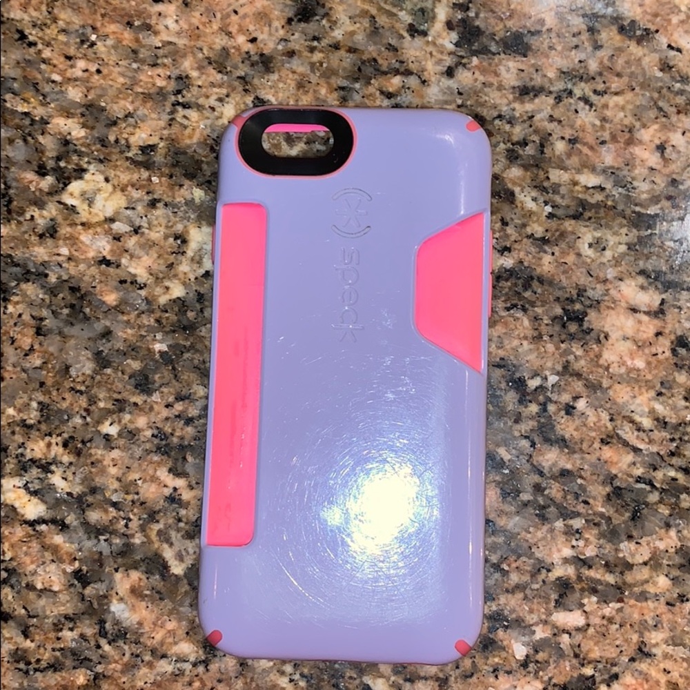 A speck phone case for a 6/6s